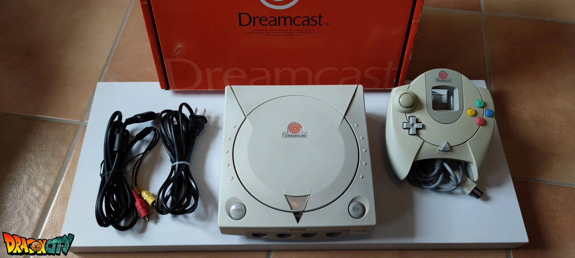 Dreamcast Edition Président Hidekazu Yukawa - VA0 Freezone 60Hz + Boßte + Alimentation 220V + 1 Manette + Notice + Cùble Vidéo + Cùble Alimentation - Image 2