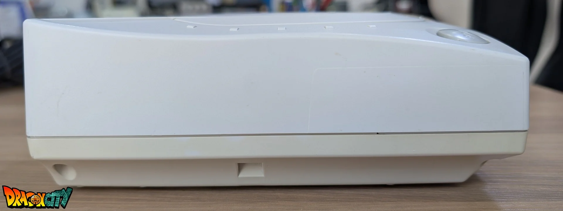Dreamcast VA0 60Hz + Boîte + Bios Freezone + Patch 50Hz/60Hz Auto + Alimentation 220V + 1 Manette + Câble Vidéo + Câble Alimentation + Serial Matching + Condensateurs GDROM changés (neuf) - Image 8
