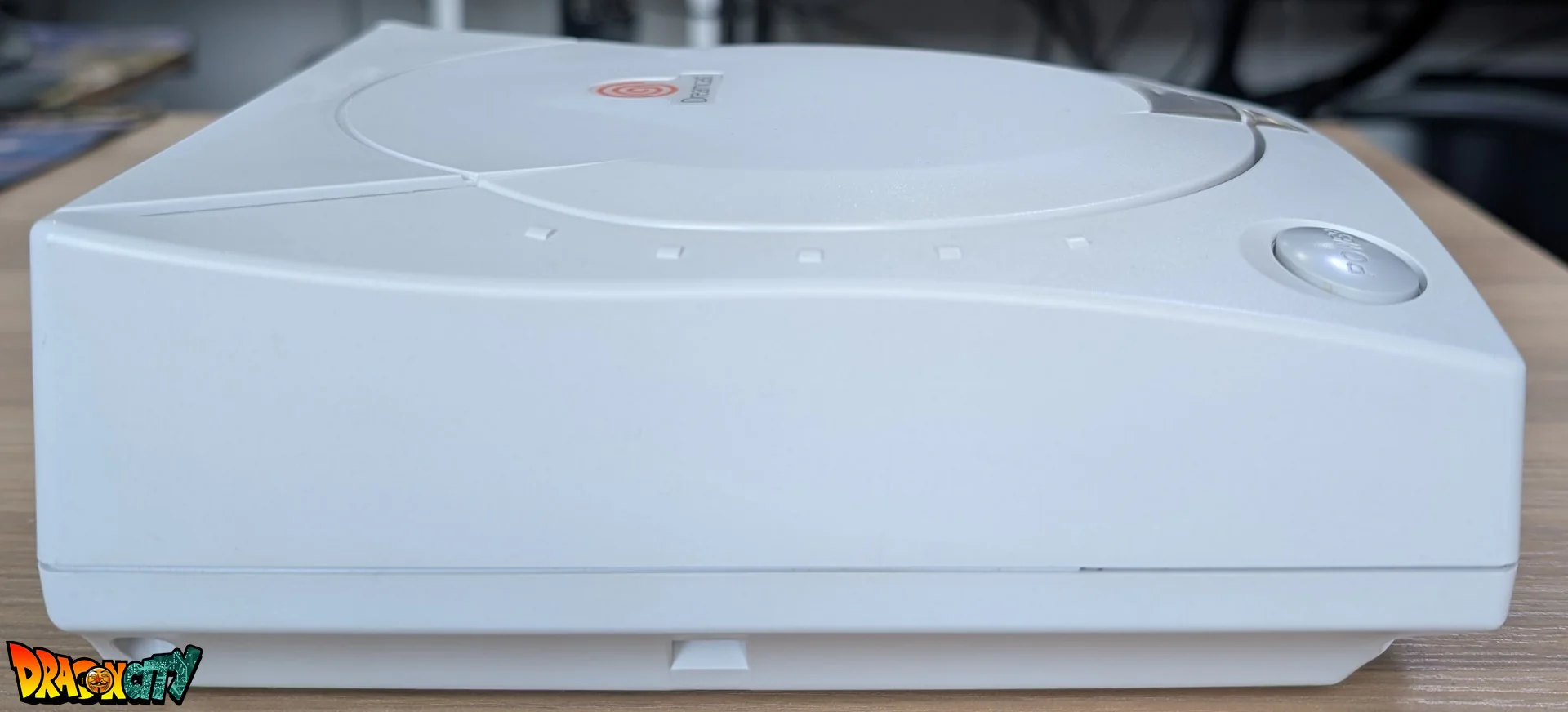 Dreamcast VA0 60Hz + Bios Freezone + Patch 50Hz/60Hz Auto + Boßte + Alimentation 220V + 1 Manette + Notices + Dream Passport 1 et 3 + Cùble Vidéo + Cùble Alimentation + Serial Matching + Cùble RJ11 + Condensateurs GDROM changés (neuf) + VMU + Jump Pack - Image 7