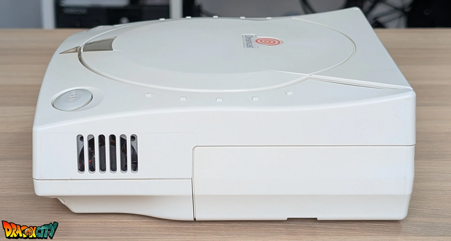 Dreamcast VA0 60Hz + Boßte + Bios Freezone + Patch 50Hz/60Hz Auto + Alimentation 220V + 1 Manette + Cùble Vidéo RGB + Cùble Alimentation + Serial Matching + Condensateurs GDROM changés (neuf) - Image 6