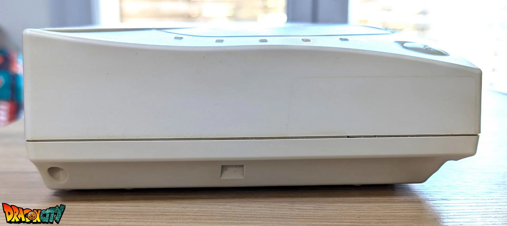 Dreamcast VA1 60Hz + Bios Freezone + Patch 50Hz/60Hz Auto + Boßte + Alimentation 220V + 1 Manette + Notices + Dream Passport 3 "NEUF" + Cùble Vidéo + Cùble Alimentation + Serial Matching + Cùble RJ11 + Condensateurs GDROM "NEUF" - Image 7