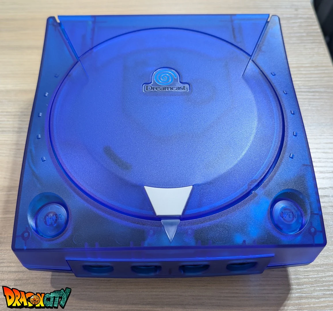 Dreamcast VA1 Freezone 60Hz + Coque Bleue Translucide (Neuve) + Alimentation Dc-Psu + GDEmu 5.20.5 + Kit 3D GDEmu Bleu Translucide + Pile Neuve + Polyfuse + Ventilateur Silencieux + Patch 50Hz/60Hz Auto