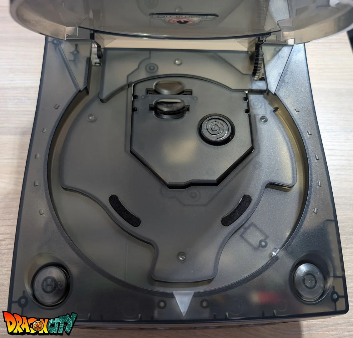 Dreamcast VA1 Freezone 60Hz + Coque Noire Translucide (Neuve) + Alimentation Dc-Psu + GDEmu 5.20.5 + Kit 3D GDEmu Noir Translucide + Pile Neuve + Polyfuse + Ventilateur Silencieux + Patch 50Hz/60Hz Auto - Image 6