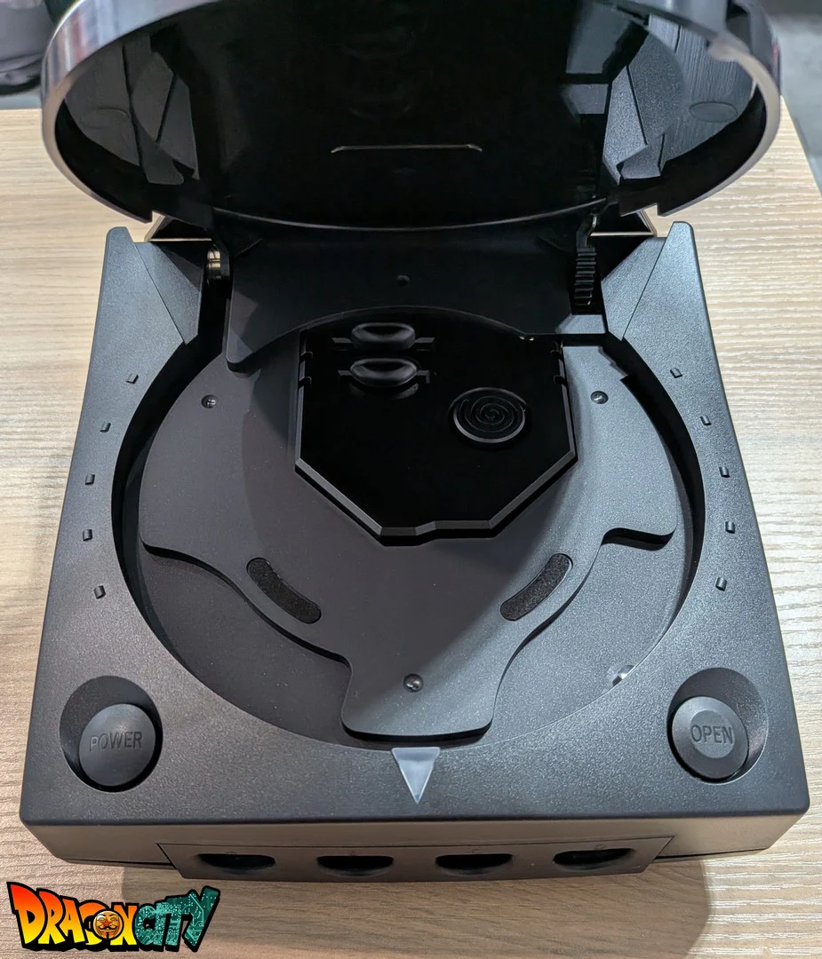 Dreamcast VA1 Freezone 60Hz + Coque Noire (Neuve) + Alimentation Dc-Psu + GDEmu 5.20.5 + Kit 3D GDEmu Noir + Pile Neuve + Polyfuse + Ventilateur Silencieux + Patch 50Hz/60Hz Auto - Image 7