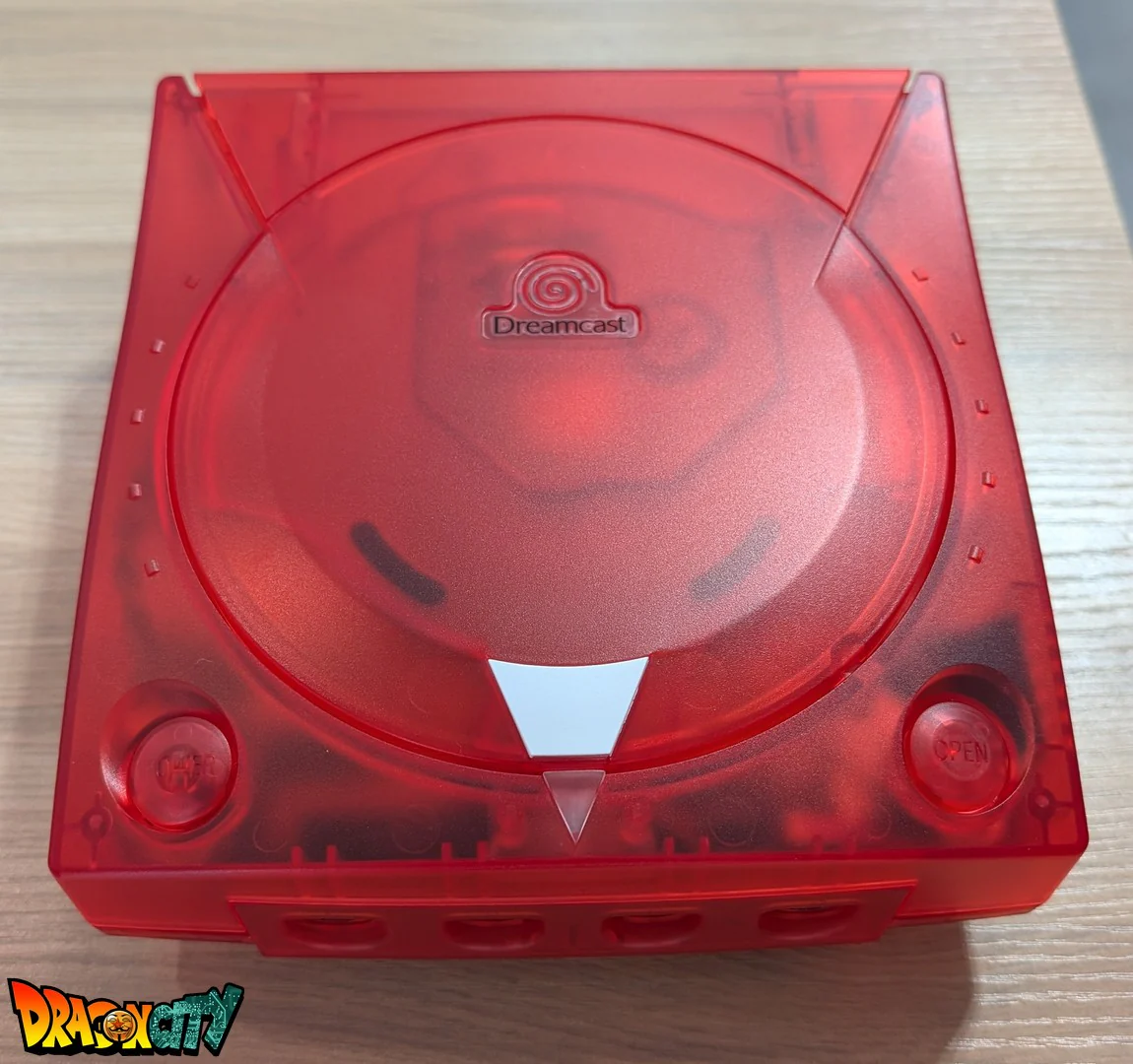 Dreamcast VA1 Freezone 60Hz + Coque Rouge Translucide (Neuve) + Alimentation Dc-Psu + GDEmu 5.20.5 + Kit 3D GDEmu Rouge Translucide + Pile Neuve + Polyfuse + Ventilateur Silencieux + Patch 50Hz/60Hz Auto