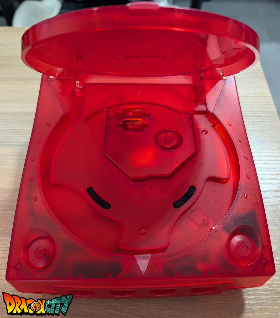 Dreamcast VA1 Freezone 60Hz + Coque Rouge Translucide (Neuve) + Alimentation Dc-Psu + GDEmu 5.20.5 + Kit 3D GDEmu Rouge Translucide + Pile Neuve + Polyfuse + Ventilateur Silencieux + Patch 50Hz/60Hz Auto - Image 2