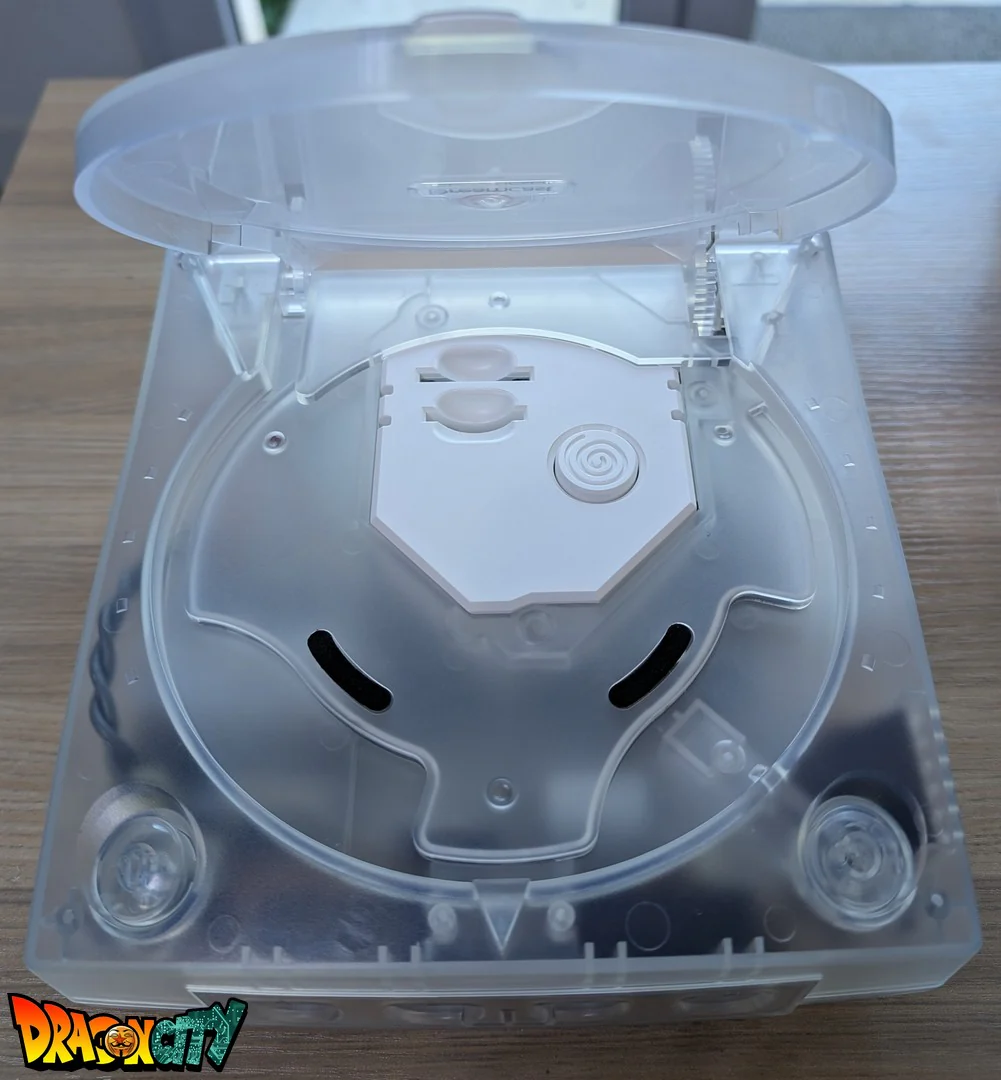 Dreamcast VA1 Freezone 60Hz + Coque Translucide Blanche (Neuve) + Alimentation Dc-Psu + GDEmu 5.20.5 + Kit 3D GDEmu Blanc + Pile Neuve + Polyfuse + Ventilateur Silencieux + Patch 50Hz/60Hz Auto - Image 3