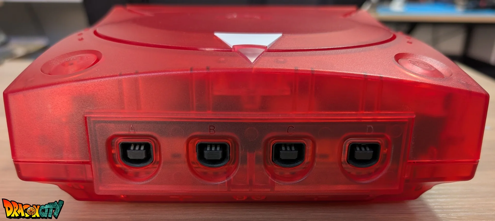 Dreamcast VA1 Freezone 60Hz + Coque Translucide Rouge (Neuve) + Diode Rouge + Alimentation Dc-Psu + GDEmu 5.20.5 + Kit 3D GDEmu Blanc + Pile Neuve + Polyfuse + Ventilateur Silencieux + Patch 50Hz/60Hz Auto - Image 4