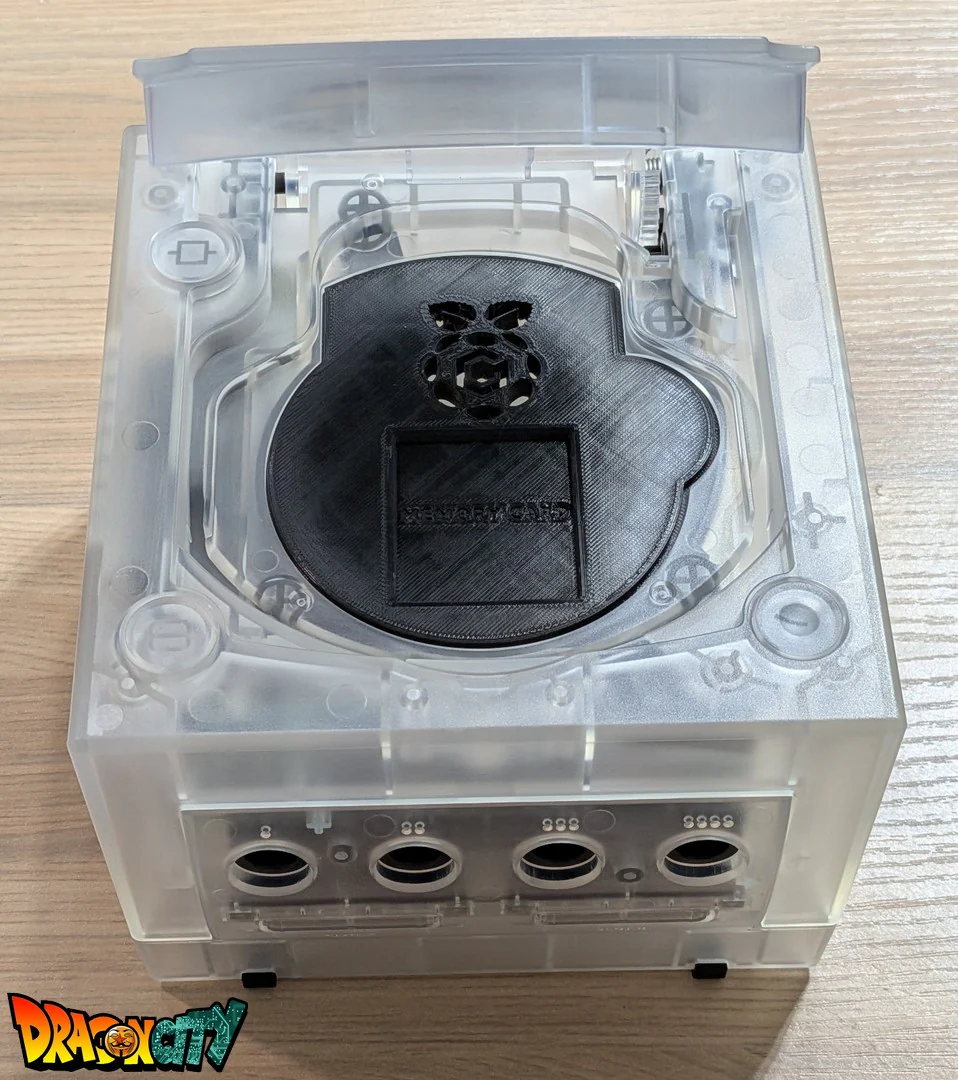 GameCube JAP 60Hz + Coque Translucide Blanche (Neuve) + Picoboot + Cache lecteur 3D + Sandisk Swiss 512Go + SD2SP2 PRO V2