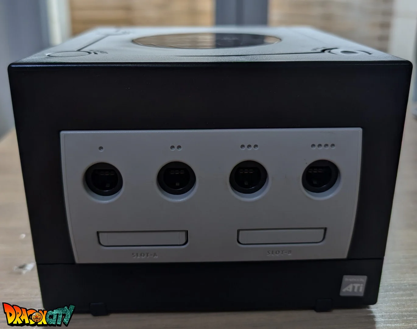 GameCube Noir JAP 60Hz Freezone + Boîte + 1 Manette + Alimentation 110V + Câble Vidéo + Puce Xeno-GC + Picoboot + Sandisk Swiss 64Go + SD2SP2 POR TF - Image 4