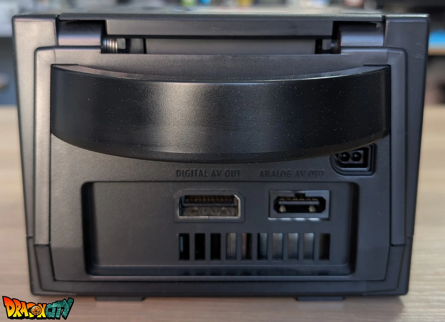 GameCube Noir JAP 60Hz Freezone + Boîte + Alimentation 110V + Puce Xeno-GC + Condensateurs changés (neuf) + Picoboot + Sandisk Swiss 256Go + SD2SP2 PRO V2 + BlueRetro - Manettes Sans-Fil - Image 6