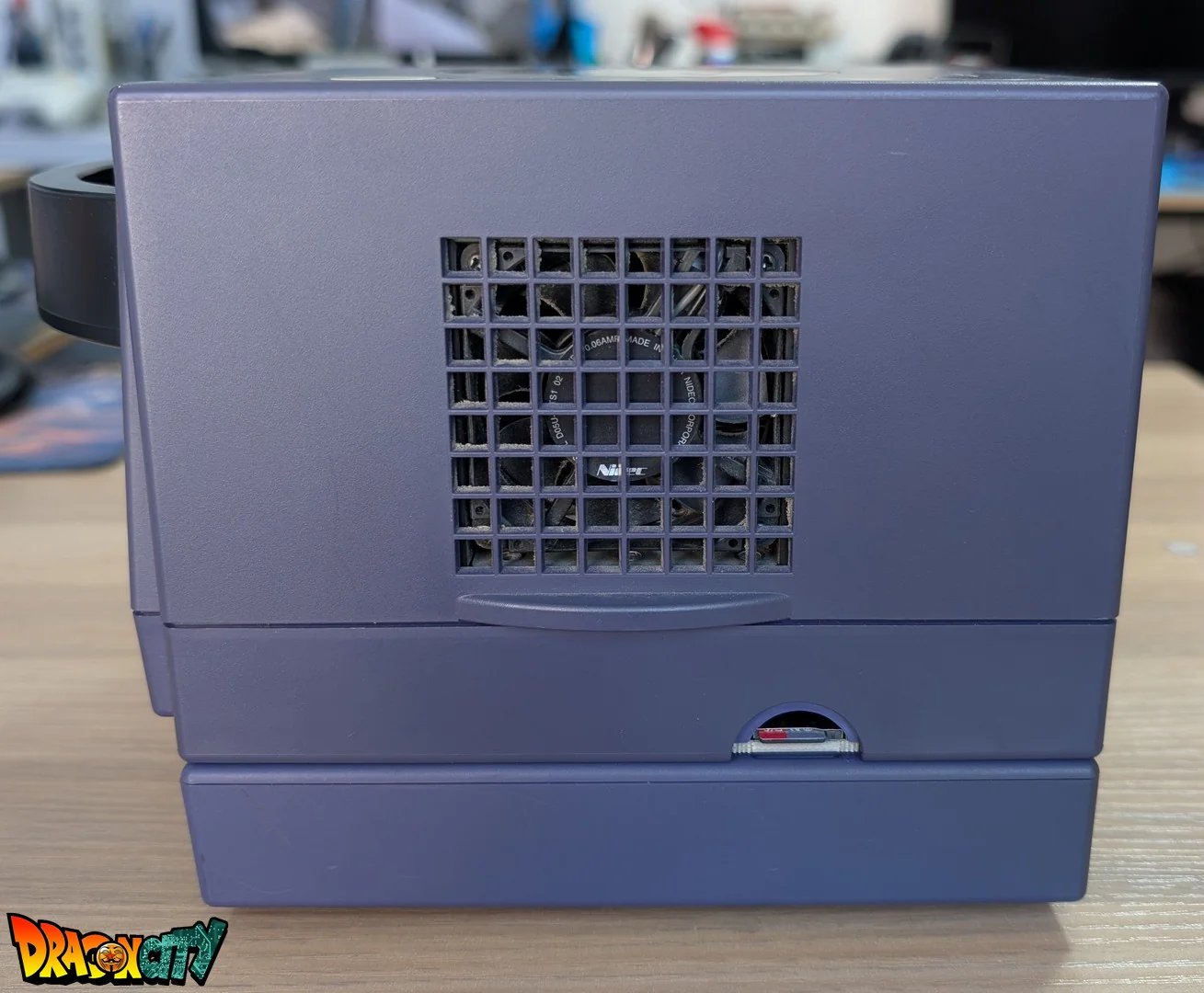 GameCube Collector Violette JAP 60Hz Freezone + Game Boy Player avec Disque + Boîte + Alimentation 110V + Puce Xeno-GC + Condensateurs changés (neuf) + Picoboot + Sandisk Swiss 256Go + SD2SP2 POR TF + Manette + Câble Vidéo + Serial Matching - Image 12